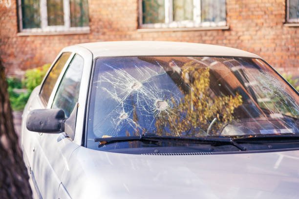 how weather affects your windshield cracks to repairs