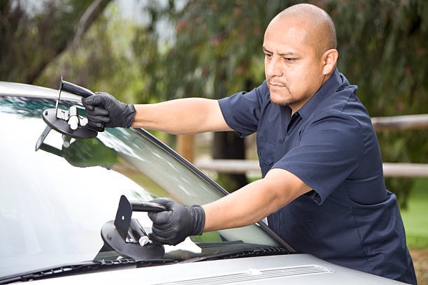 Windshield Repair Hollywood CA Get Auto Glass Repair and Replacement Services with Santa Monica Official Auto Glass